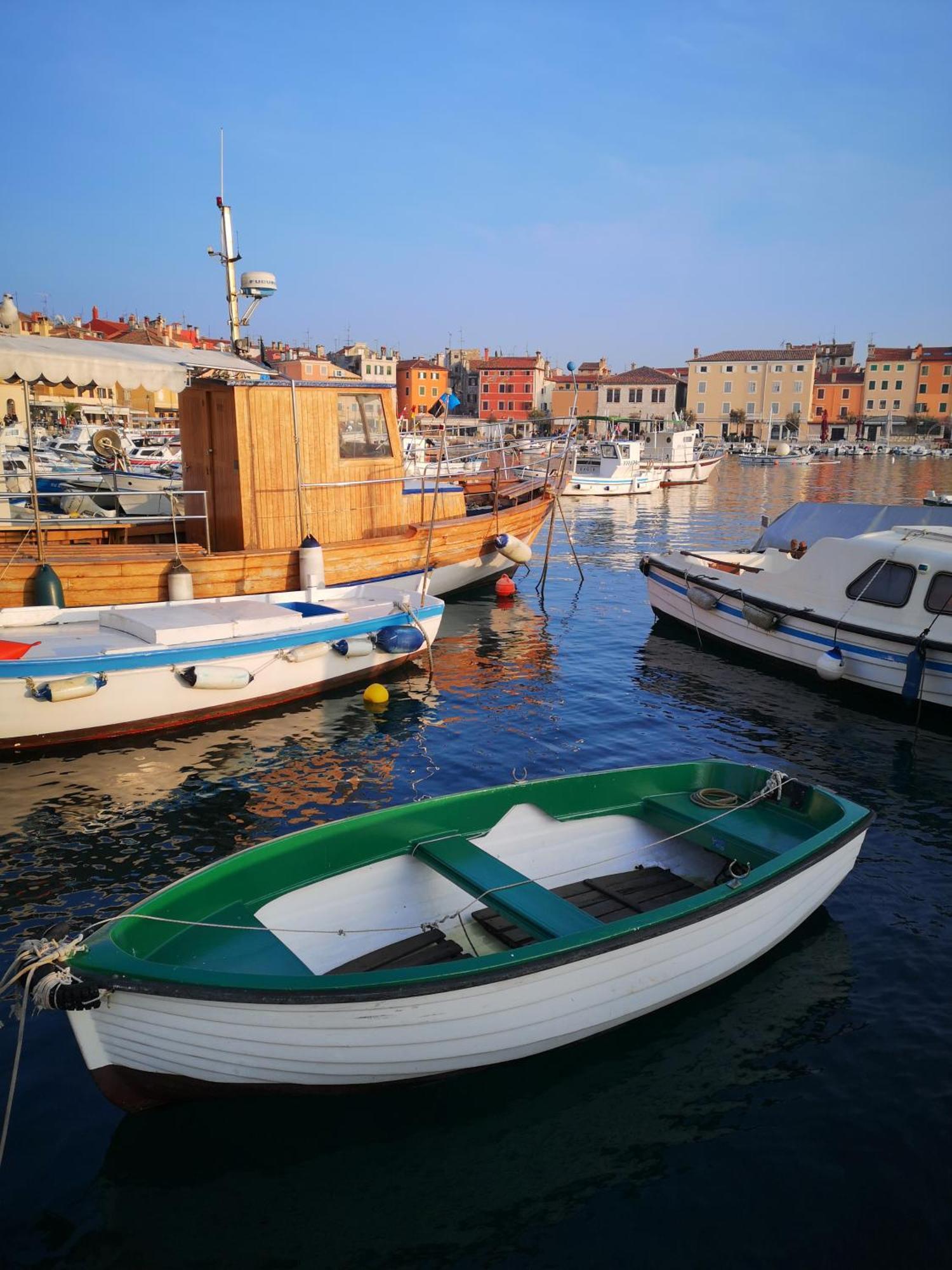 Apartment Michaela 4-Sterne & Parking Rovinj Extérieur photo
