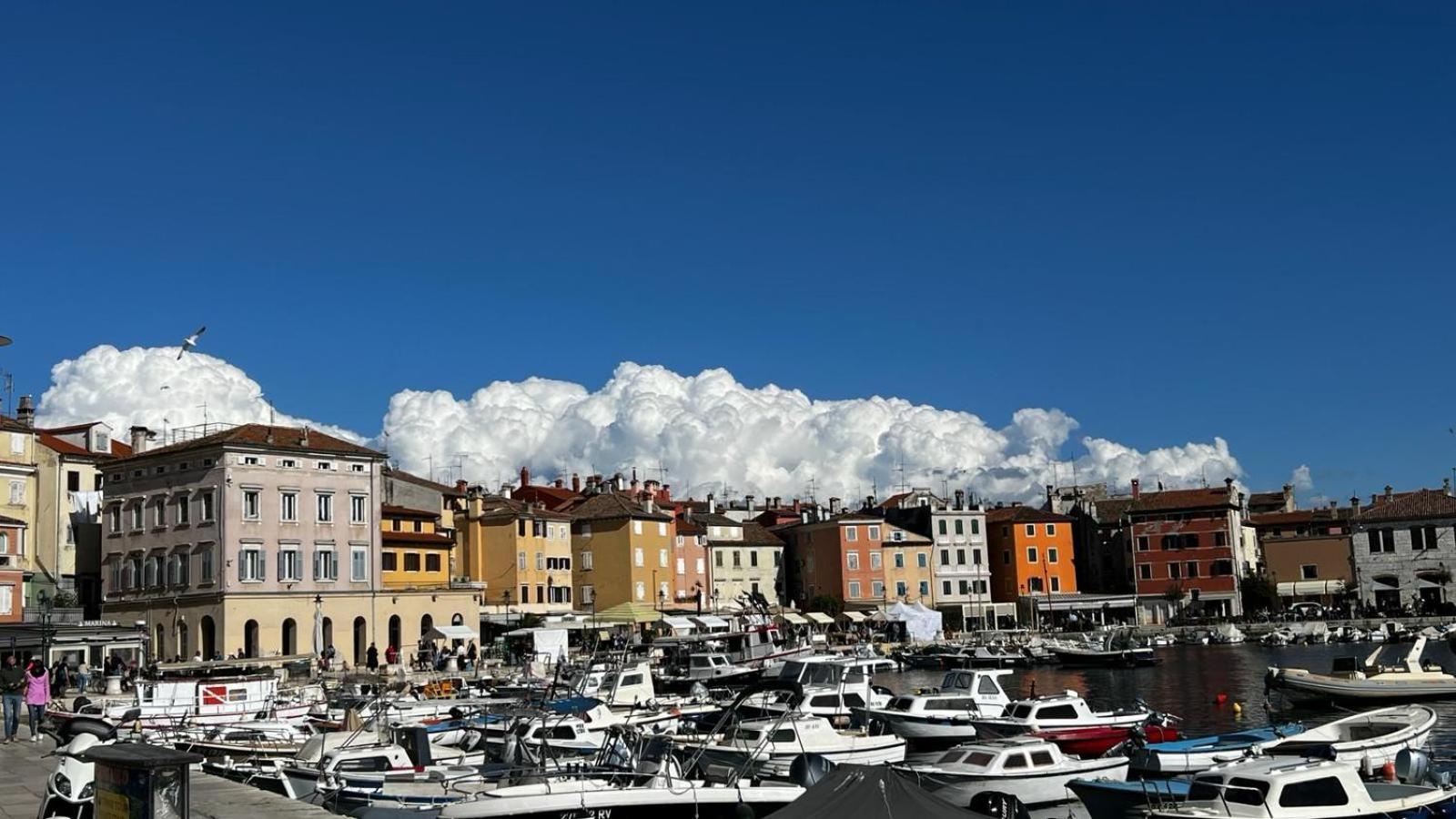 Apartment Michaela 4-Sterne & Parking Rovinj Extérieur photo